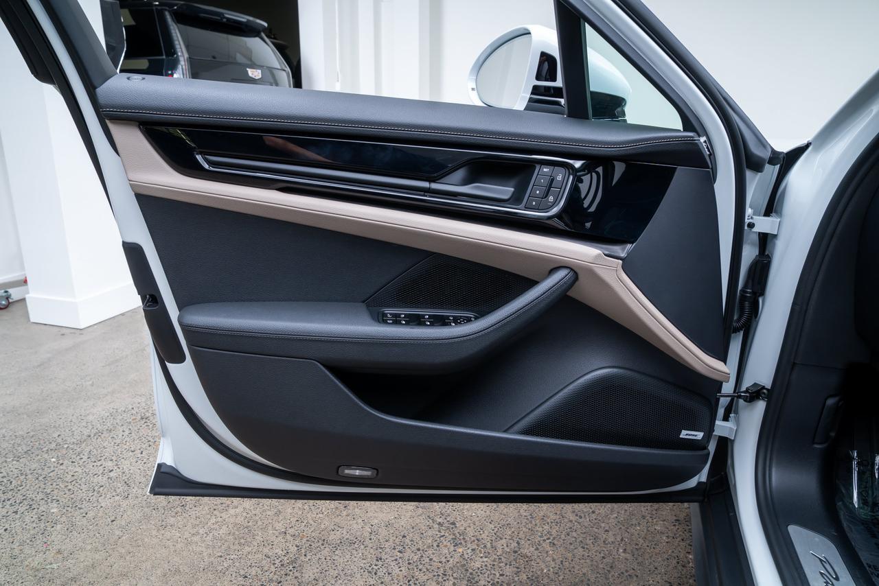 2026 Porsche Panamera E-Hybrid 4 1 Owner / Premium Package / Bose Audio Portland OR