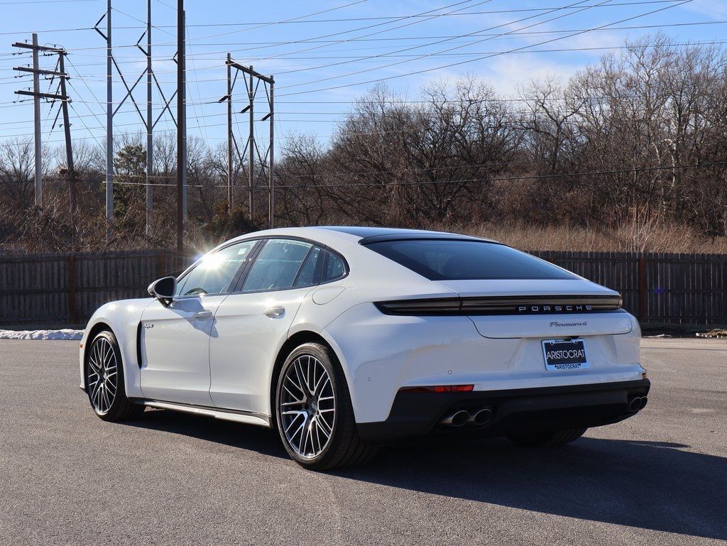 2026 Porsche Panamera E-Hybrid 4