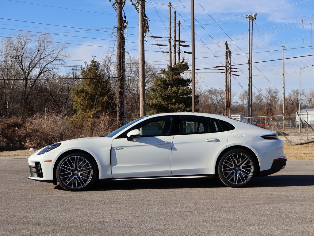 2026 Porsche Panamera E-Hybrid 4