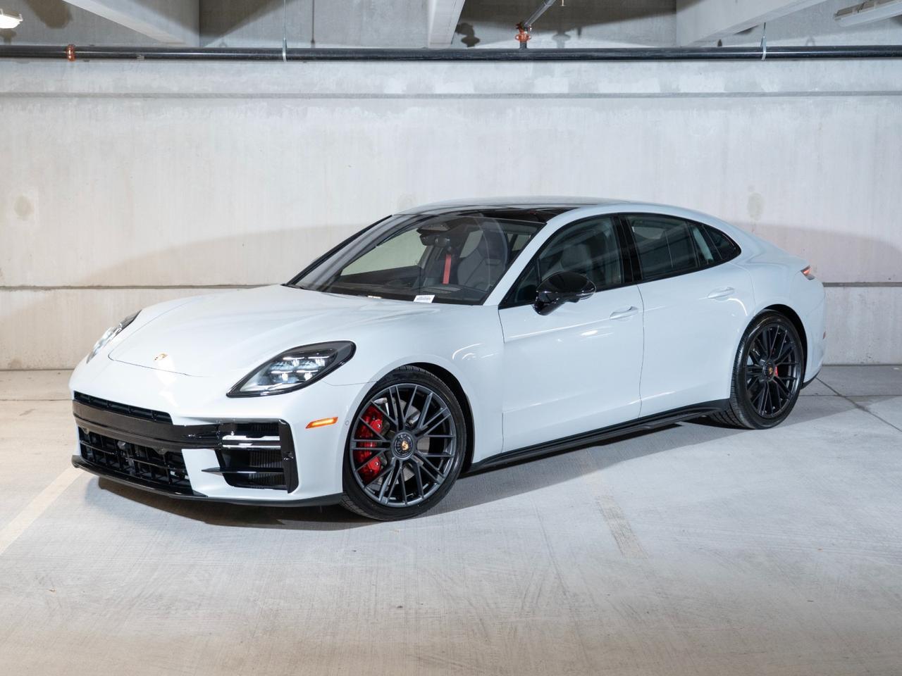 2026 Porsche Panamera GTS