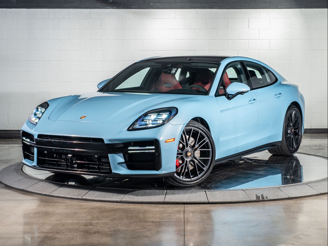 2026 Porsche Panamera GTS