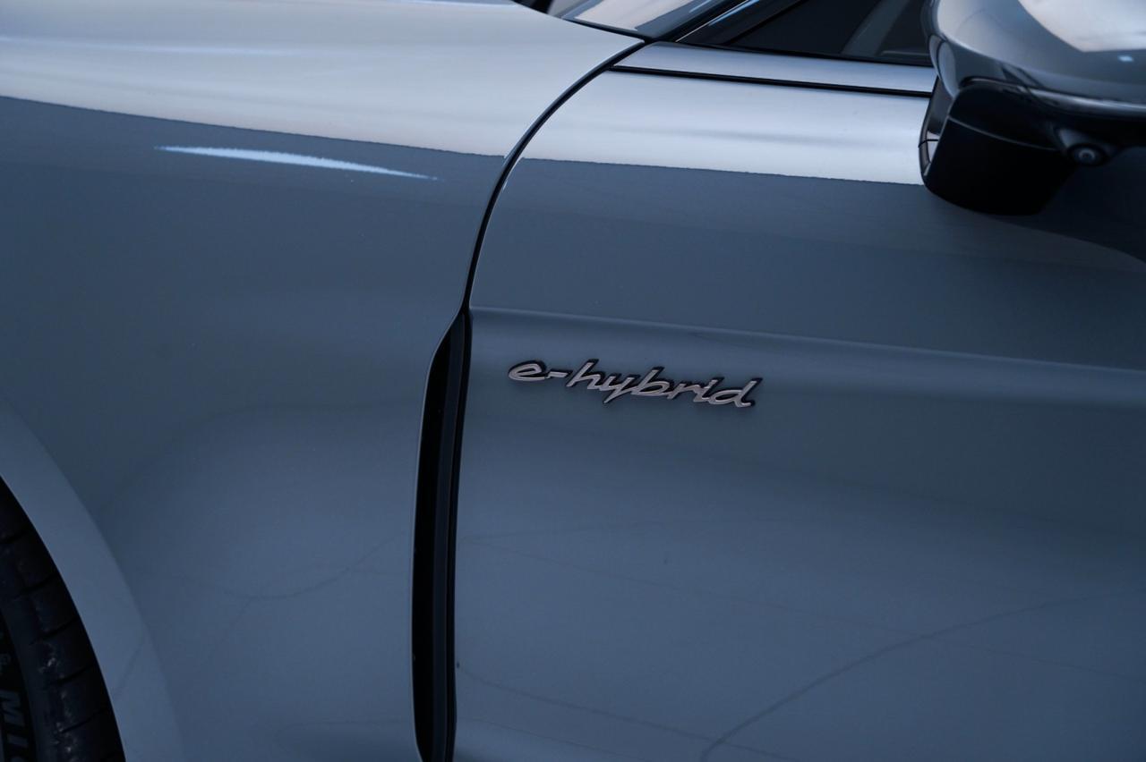 2026 Porsche Panamera Turbo E-Hybrid Pompano Beach FL