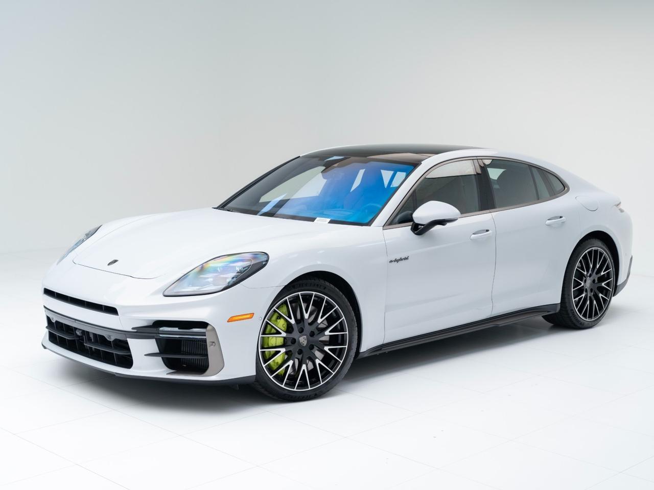 2026 Porsche Panamera Turbo E-Hybrid
