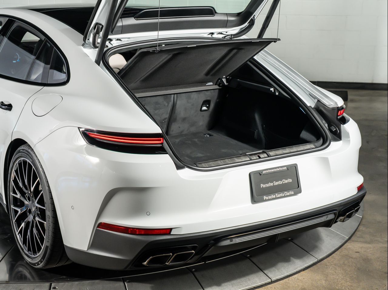 2026 Porsche Panamera Turbo E-Hybrid Santa Clarita CA