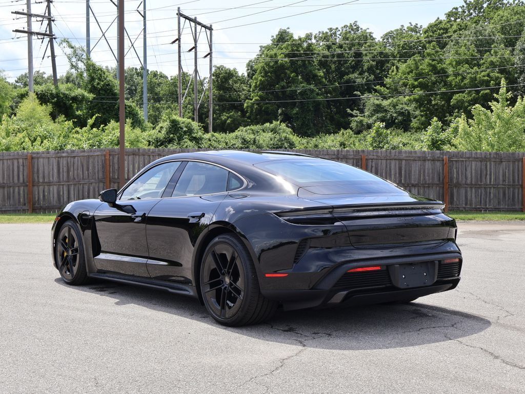 2026 Porsche Taycan