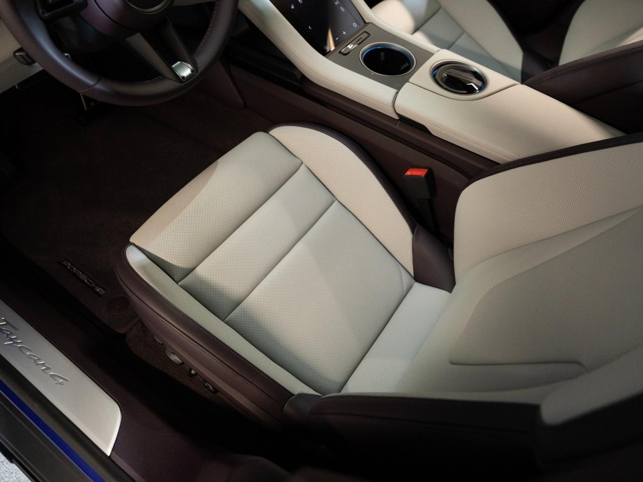 2026 Porsche Taycan 4 Cross Turismo Pompano Beach FL