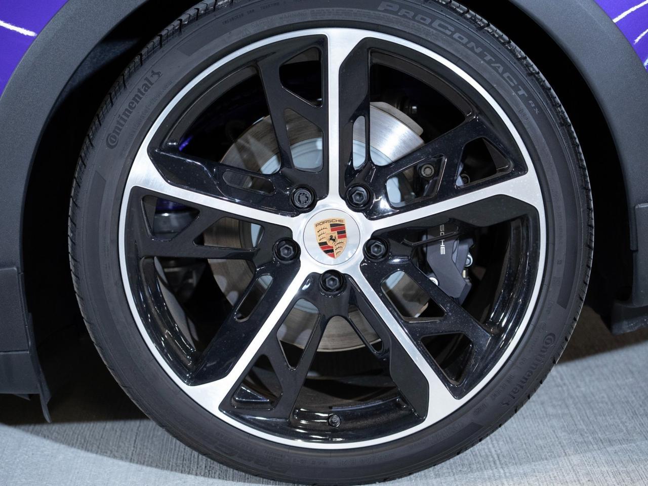 2026 Porsche Taycan 4 Cross Turismo Pompano Beach FL