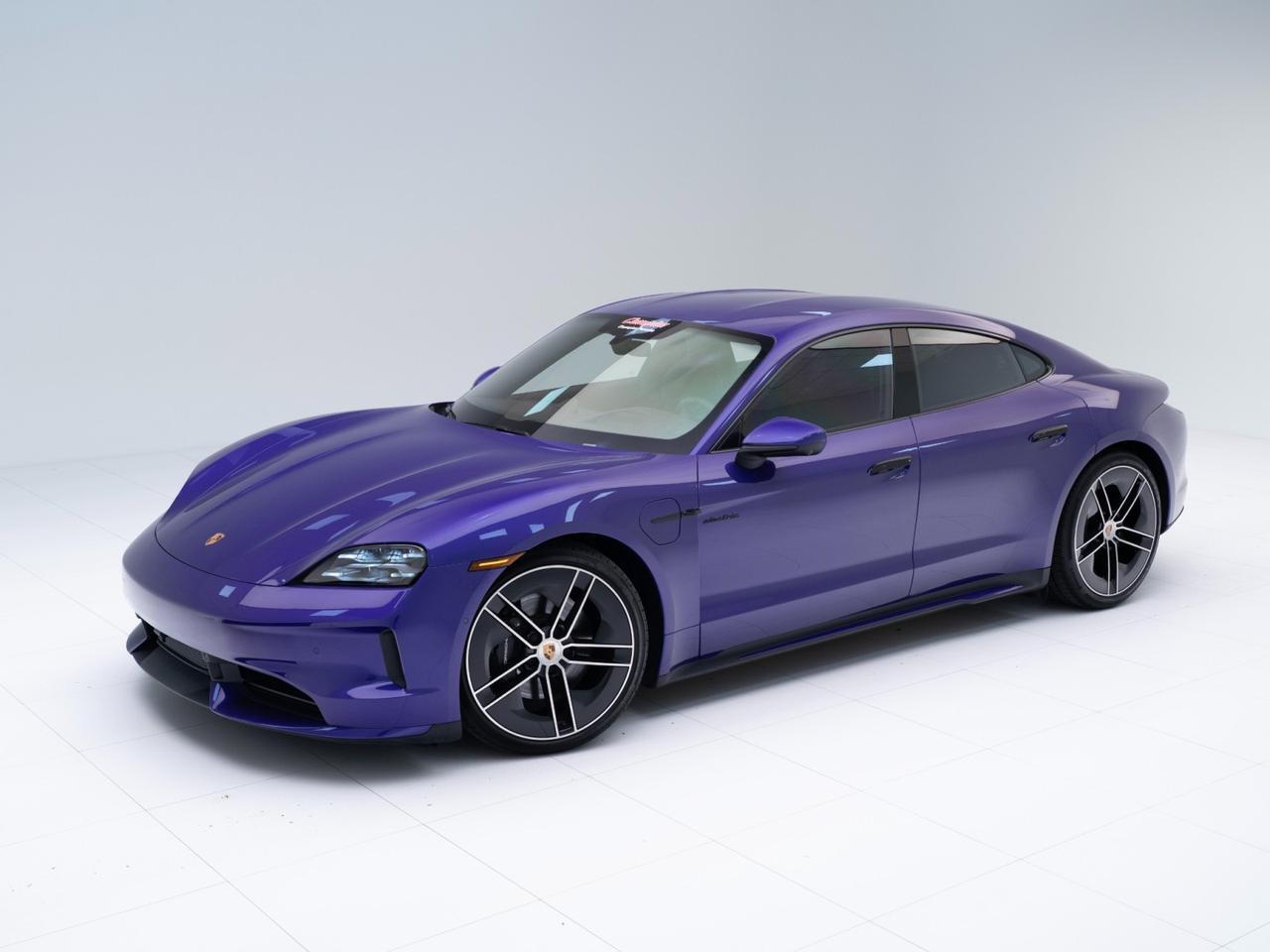 2026 Porsche Taycan 4