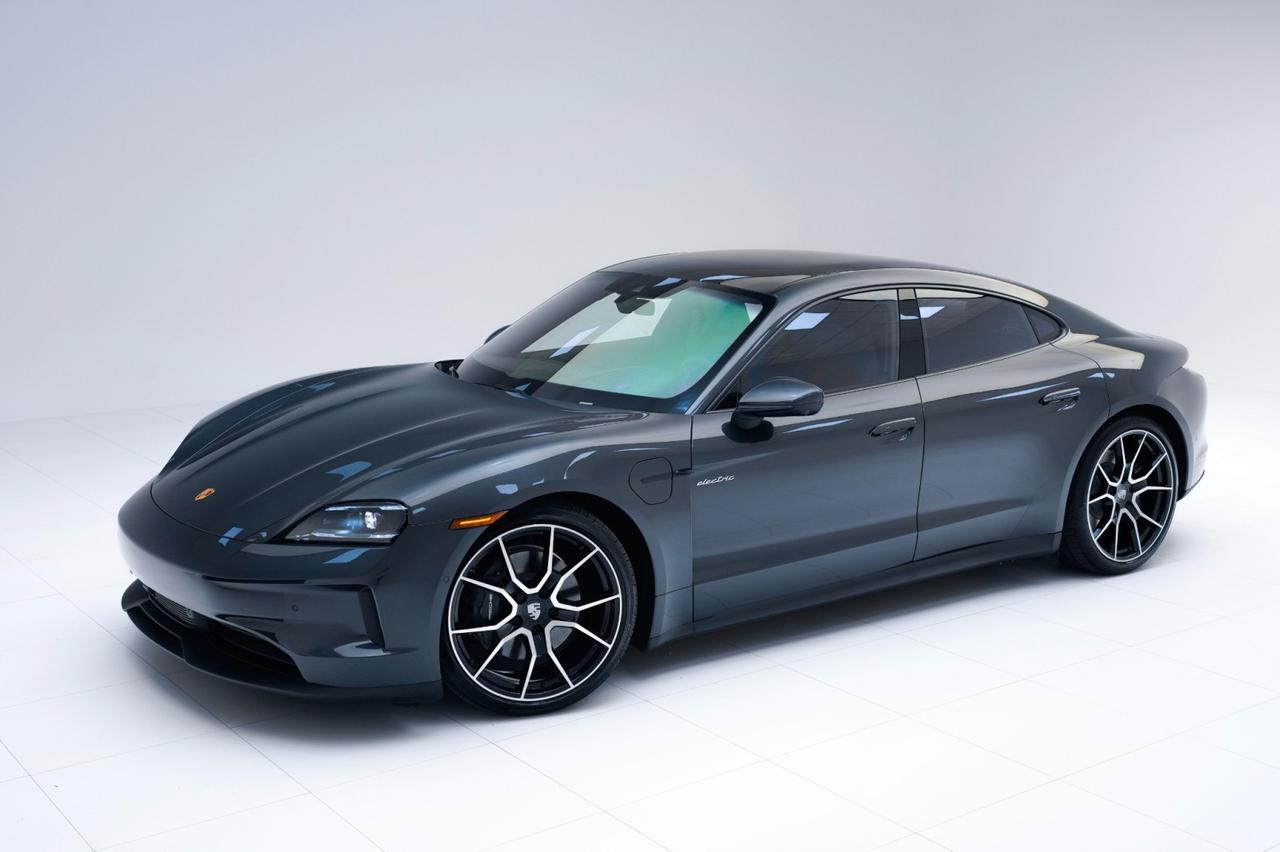 2026 Porsche Taycan 4