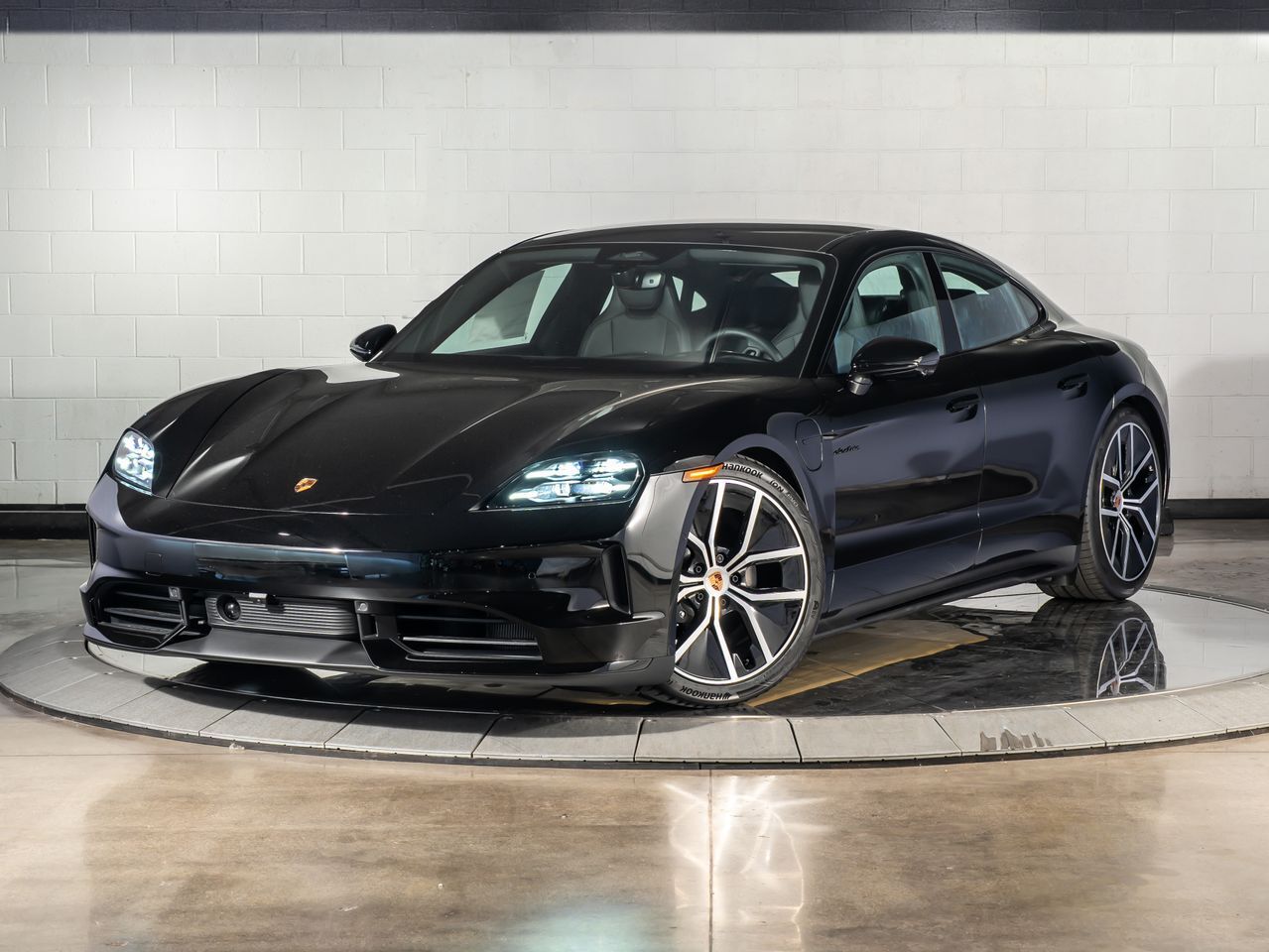 2026 Porsche Taycan 4S Black Edition