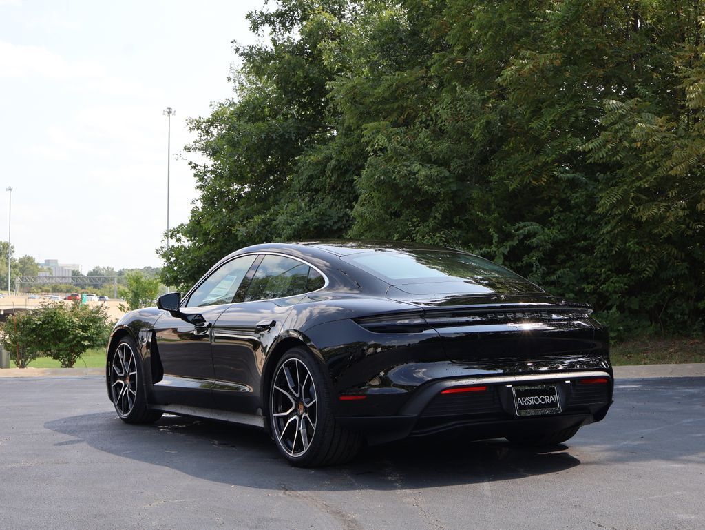 2026 Porsche Taycan 4S