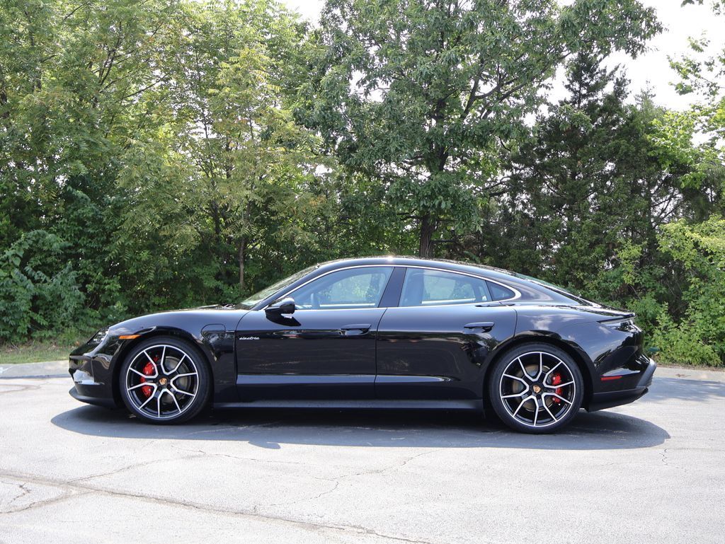2026 Porsche Taycan 4S