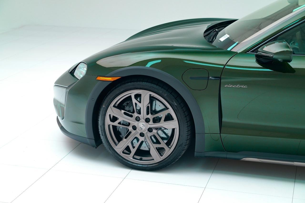 2026 Porsche Taycan Turbo Cross Turismo Pompano Beach FL