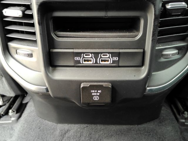 2026 Ram 1500 Big Horn Crew Cab 4x4 5'7 Box Plano TX