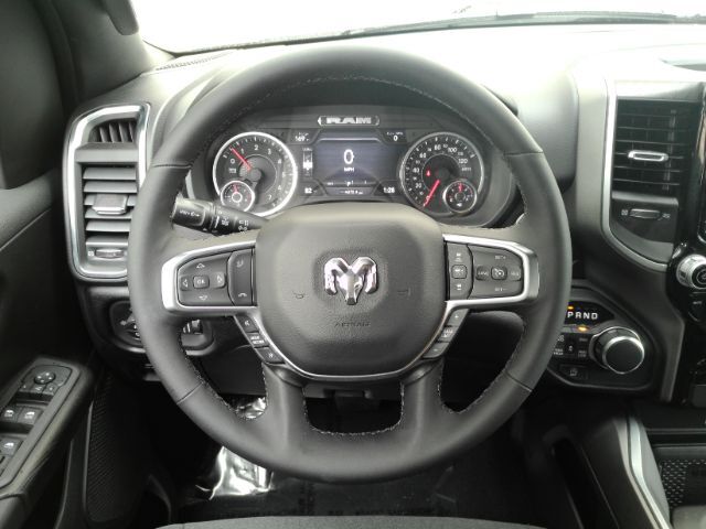 2026 Ram 1500 Big Horn Crew Cab 4x4 5'7 Box Plano TX