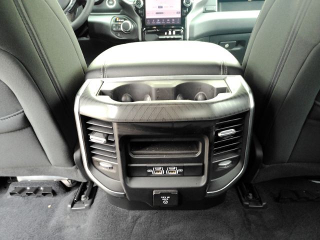 2026 Ram 1500 Big Horn Crew Cab 4x4 5'7 Box Plano TX