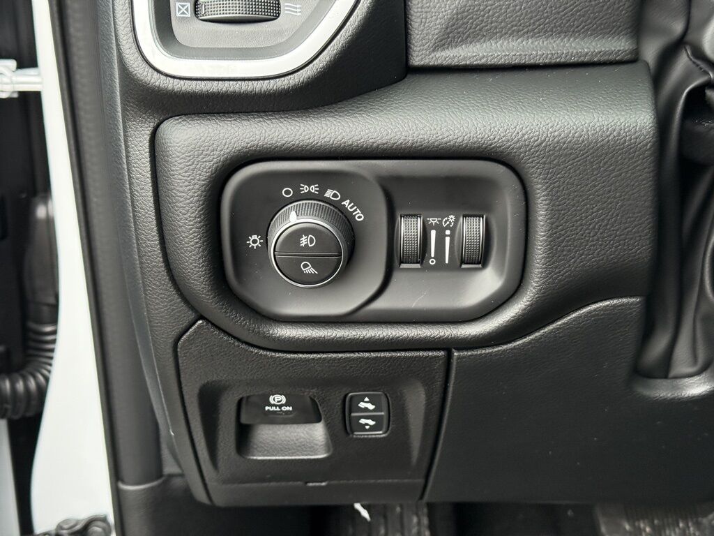 2026 Ram 1500 Big Horn/Lone Star Crestwood KY