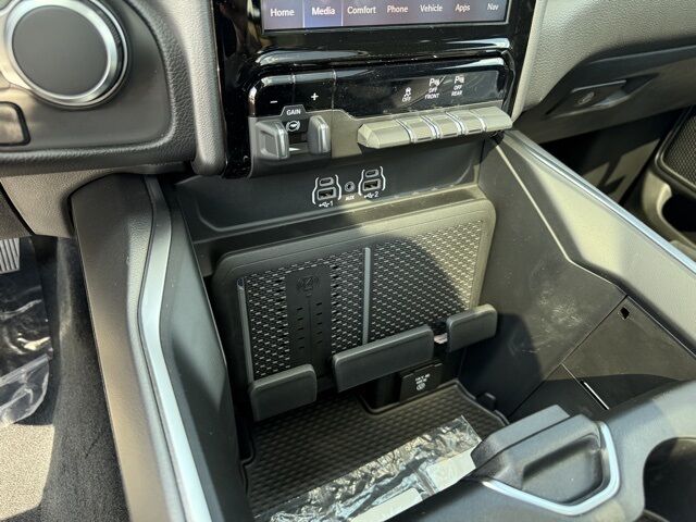 2026 Ram 1500 Big Horn/Lone Star Crestwood KY