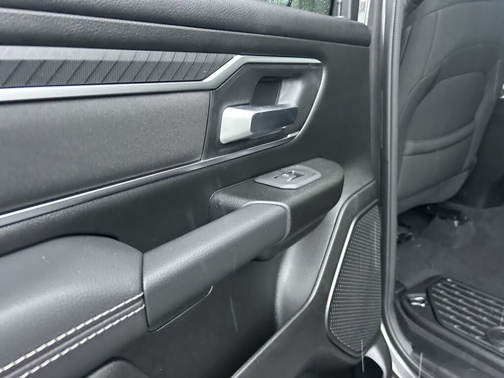 2026 Ram 1500 Big Horn/Lone Star Crestwood KY