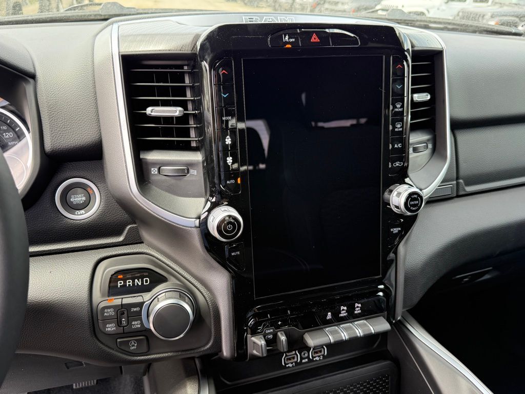 2026 Ram 1500 Big Horn/Lone Star Crestwood KY