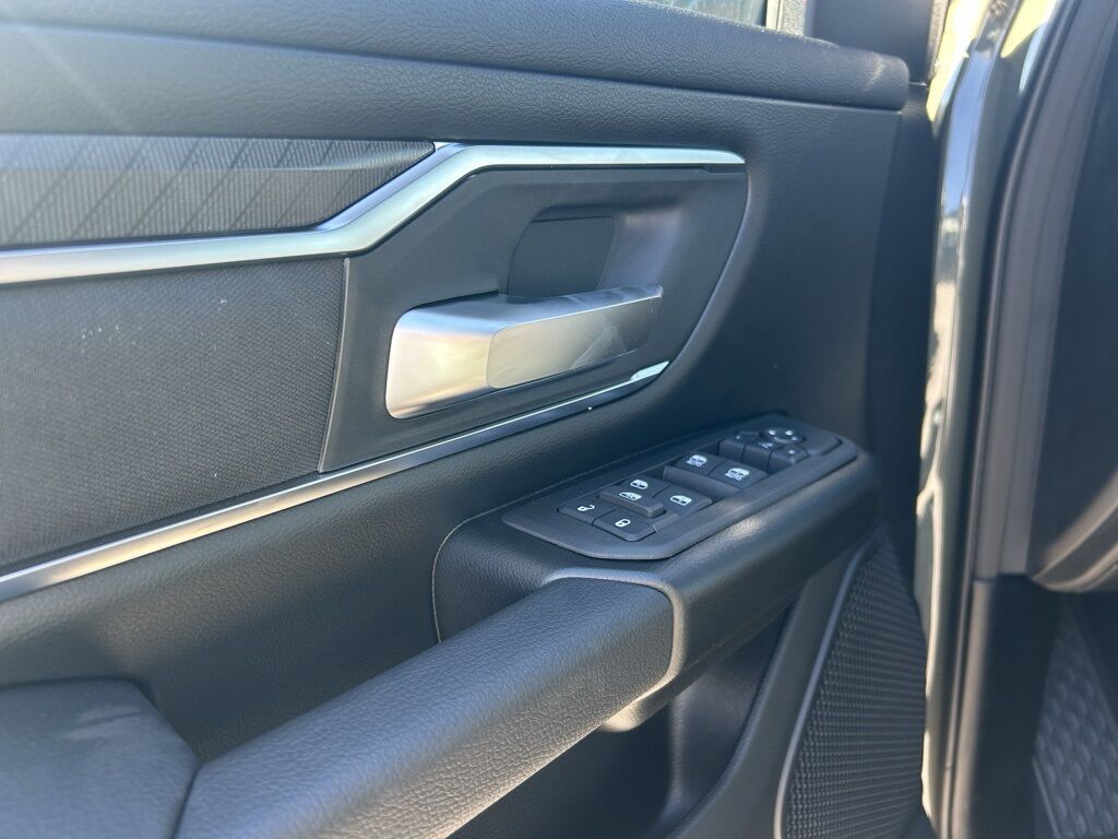 2026 Ram 1500 Big Horn/Lone Star Crestwood KY