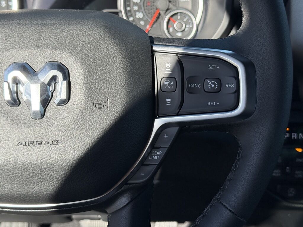 2026 Ram 1500 Big Horn/Lone Star Crestwood KY