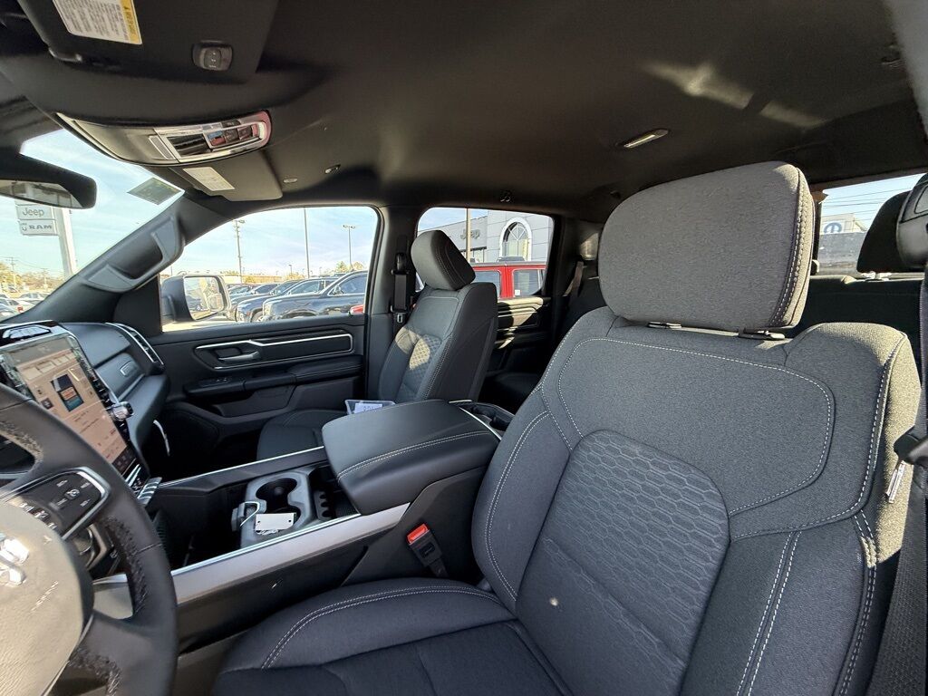 2026 Ram 1500 Big Horn/Lone Star Crestwood KY