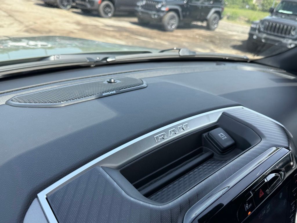 2026 Ram 1500 Big Horn/Lone Star Crestwood KY