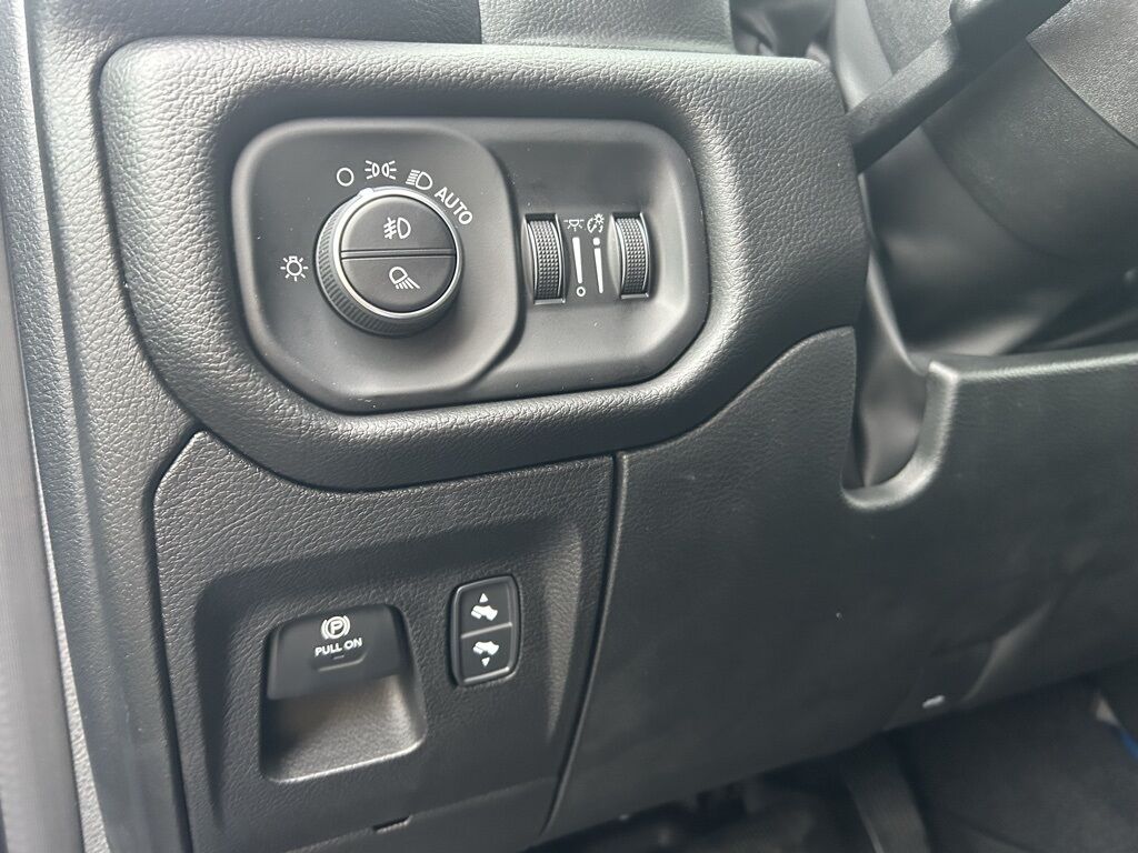 2026 Ram 1500 Big Horn/Lone Star Crestwood KY