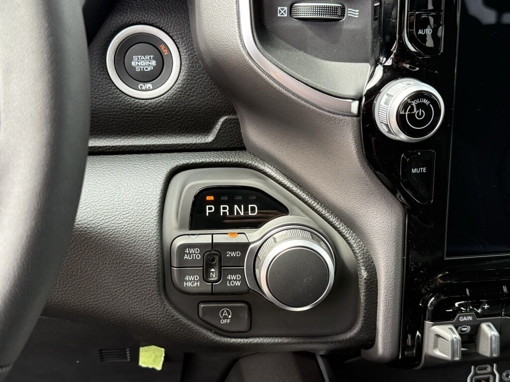 2026 Ram 1500 Big Horn/Lone Star Crestwood KY