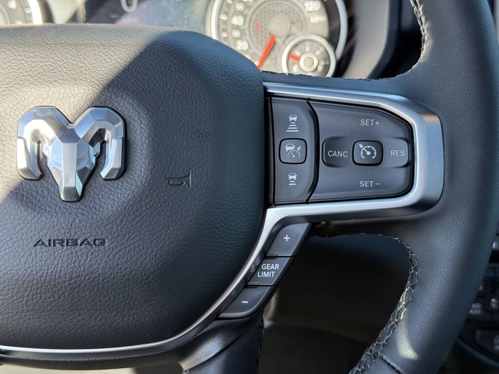 2026 Ram 1500 Big Horn/Lone Star Crestwood KY