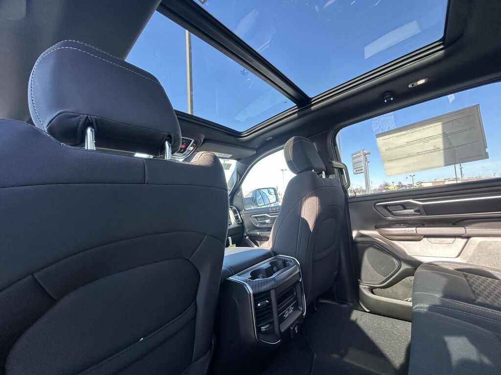 2026 Ram 1500 Big Horn/Lone Star Crestwood KY