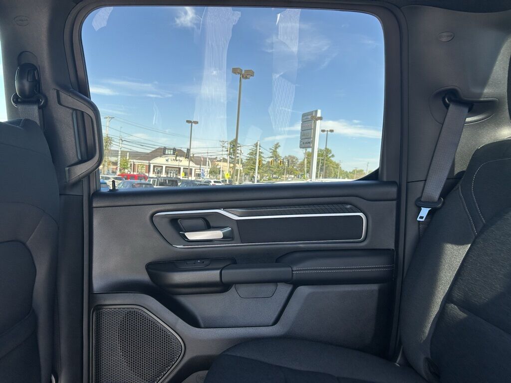 2026 Ram 1500 Big Horn/Lone Star Crestwood KY