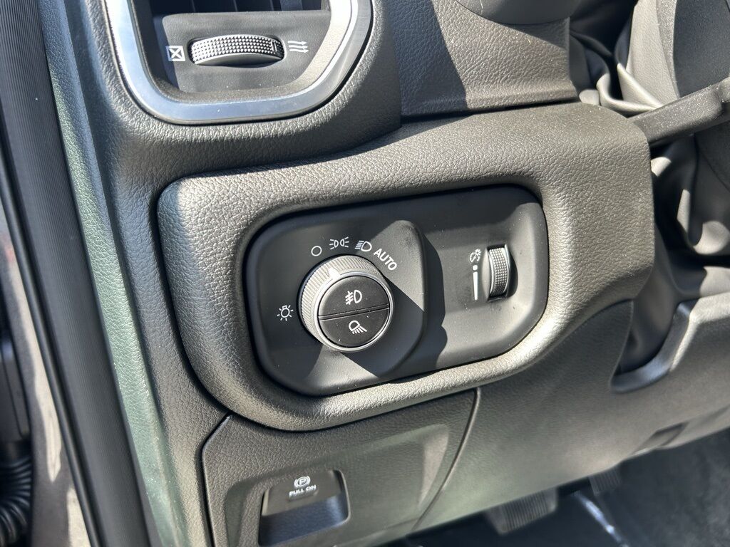 2026 Ram 1500 Big Horn/Lone Star Crestwood KY
