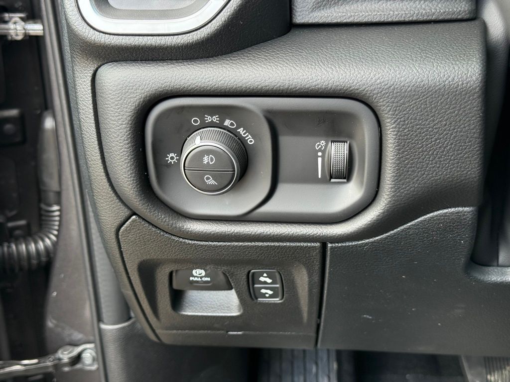 2026 Ram 1500 Big Horn/Lone Star Crestwood KY