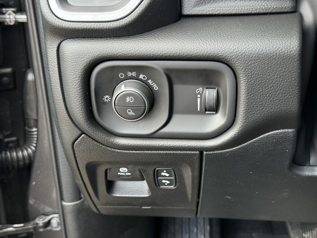 2026 Ram 1500 Big Horn/Lone Star Crestwood KY