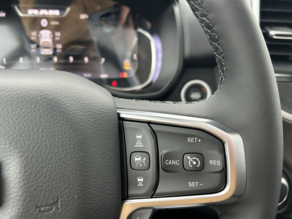 2026 Ram 1500 Big Horn/Lone Star Crestwood KY