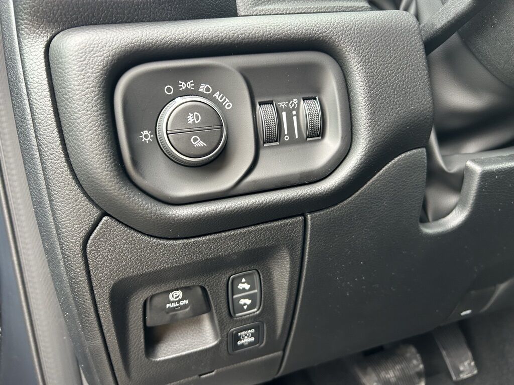 2026 Ram 1500 Big Horn/Lone Star Crestwood KY