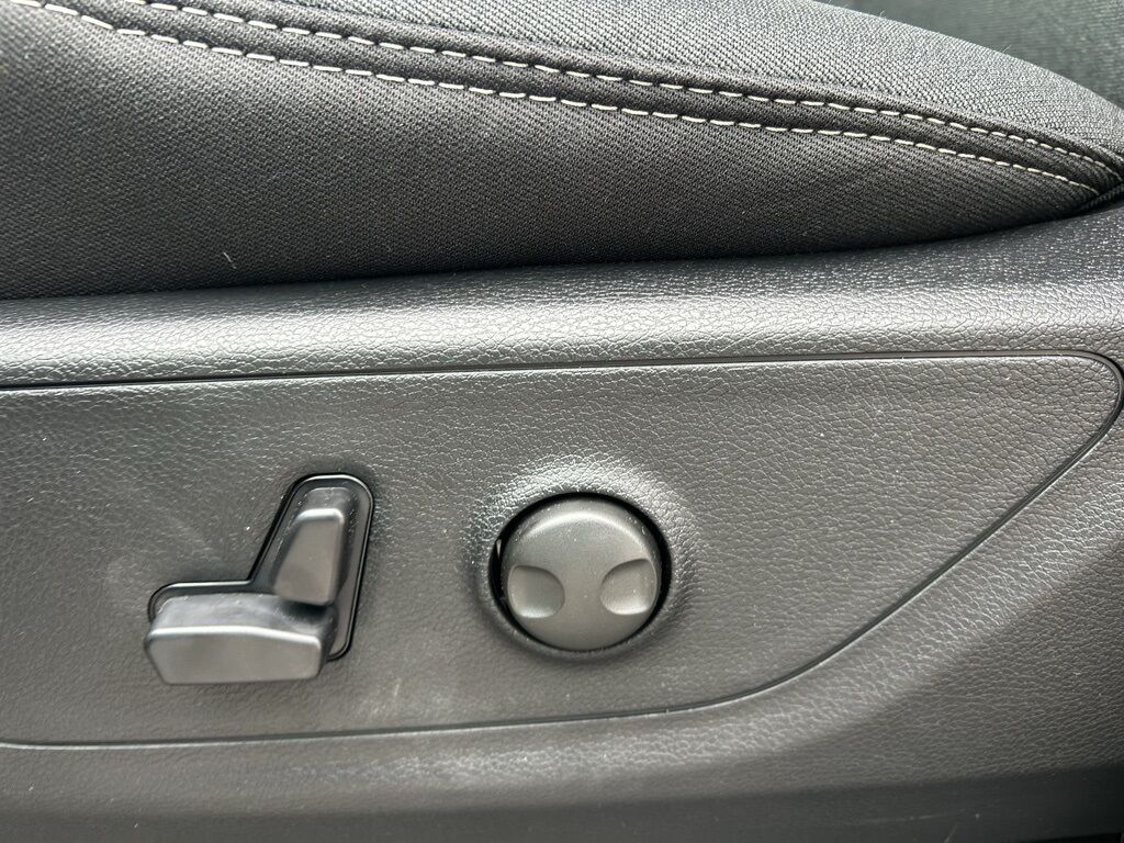 2026 Ram 1500 Big Horn/Lone Star Crestwood KY