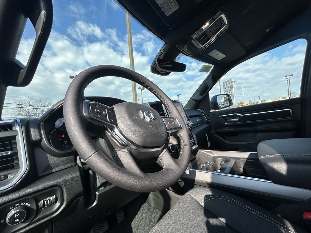 2026 Ram 1500 Big Horn/Lone Star Crestwood KY