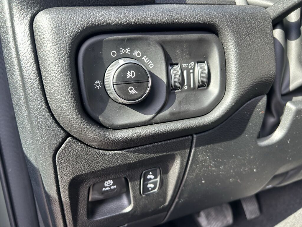 2026 Ram 1500 Big Horn/Lone Star Crestwood KY