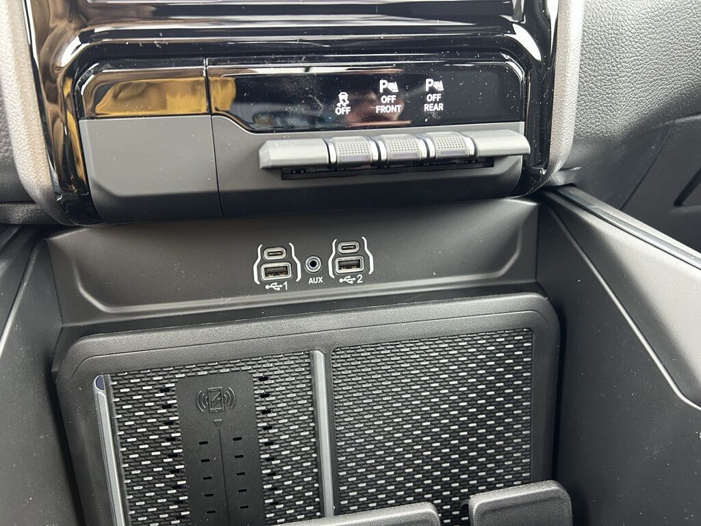 2026 Ram 1500 Big Horn/Lone Star Crestwood KY