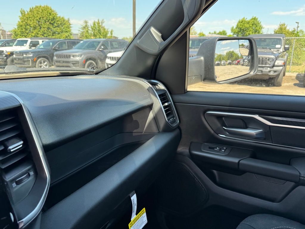 2026 Ram 1500 Big Horn/Lone Star Crestwood KY