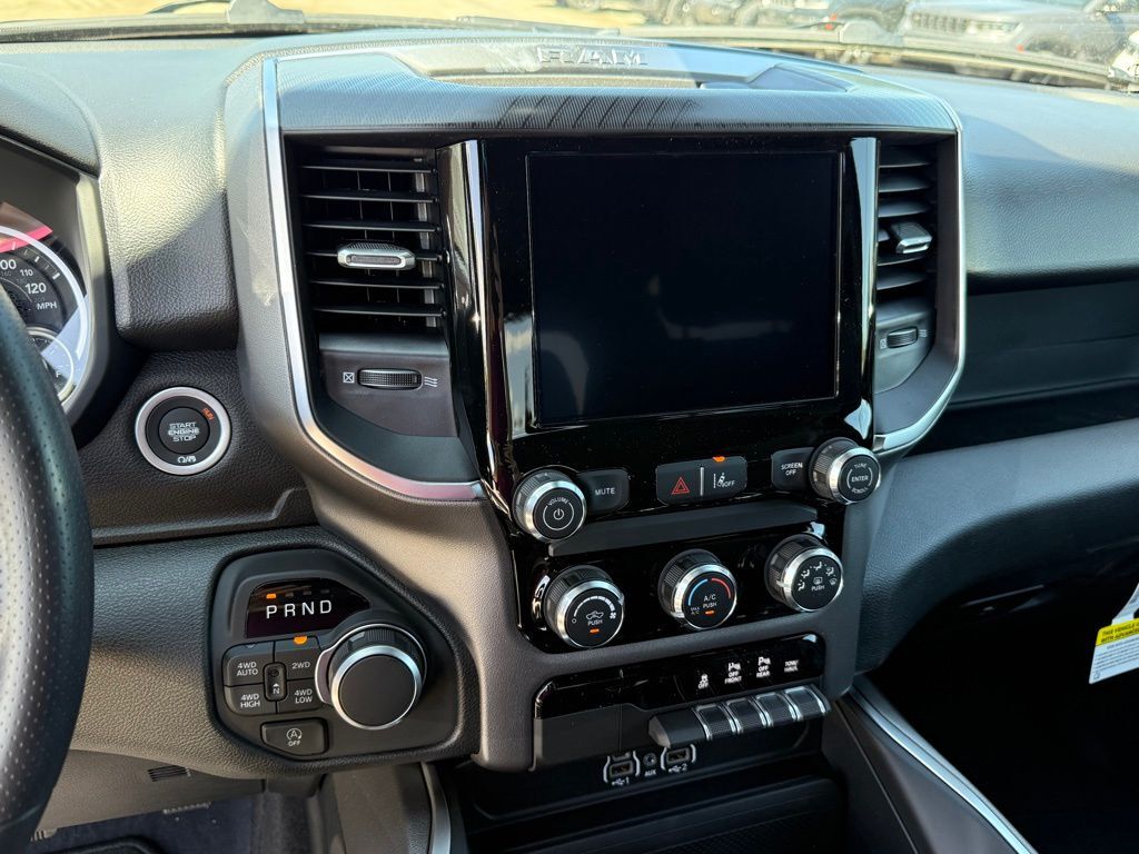 2026 Ram 1500 Big Horn/Lone Star Crestwood KY