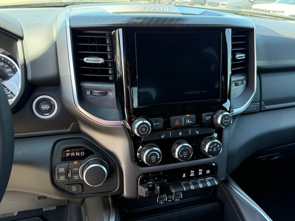 2026 Ram 1500 Big Horn/Lone Star Crestwood KY