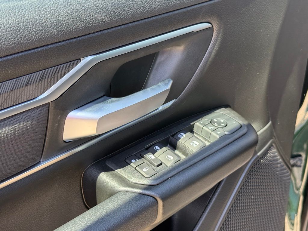 2026 Ram 1500 Big Horn/Lone Star Crestwood KY