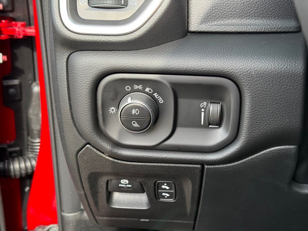 2026 Ram 1500 Big Horn/Lone Star Crestwood KY