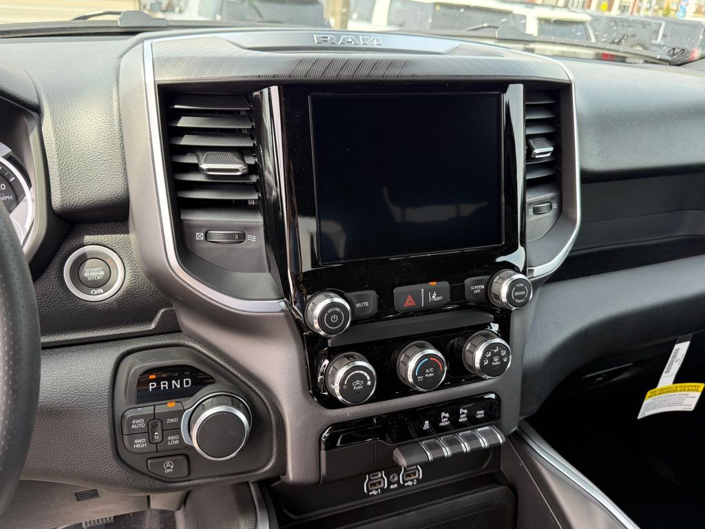 2026 Ram 1500 Big Horn/Lone Star Crestwood KY