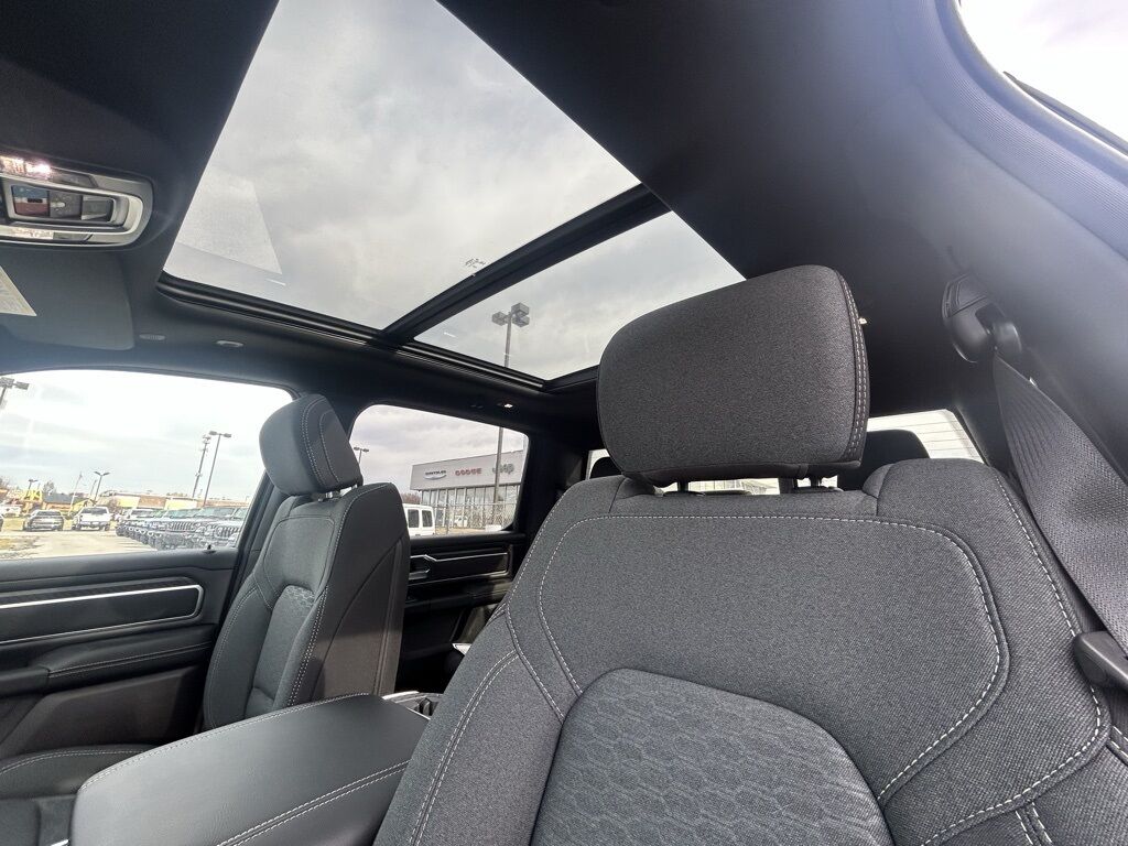 2026 Ram 1500 Big Horn/Lone Star Crestwood KY