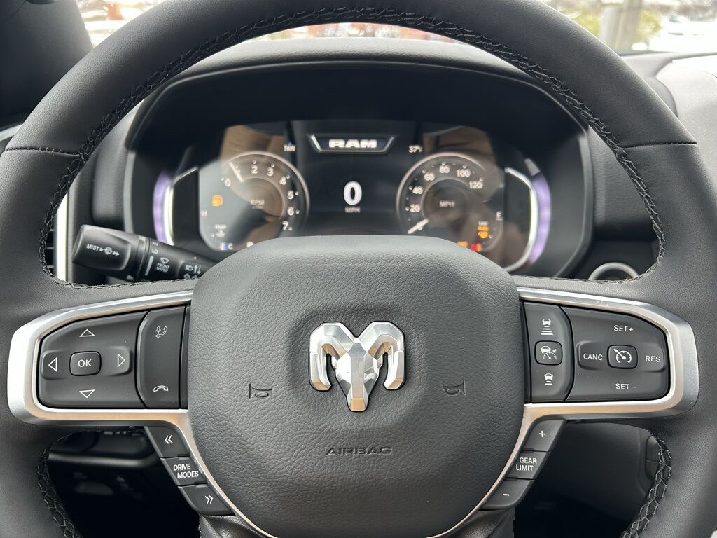 2026 Ram 1500 Big Horn/Lone Star Crestwood KY